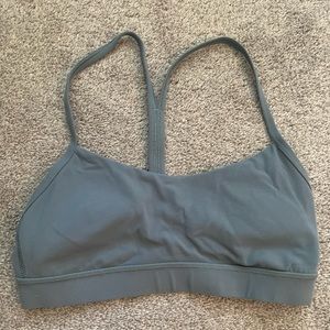 Flo y nunu light support sports bra